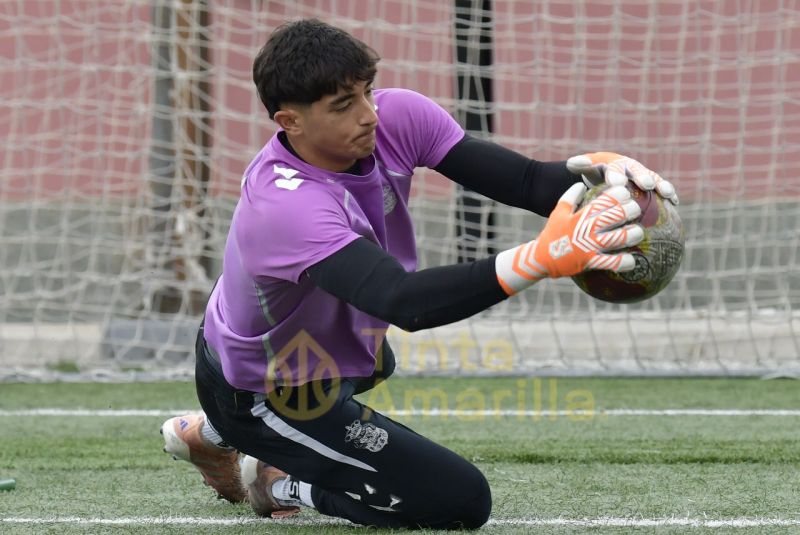 Fotos: El filial de la UD se prepara para una final auténtica