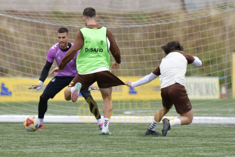 Fotos: El filial de la UD se prepara para una final auténtica