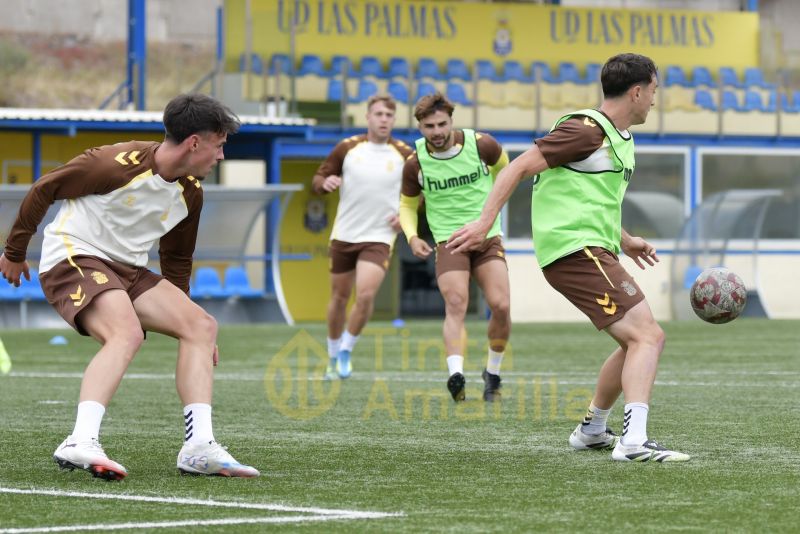 Fotos: El filial de la UD se prepara para una final auténtica