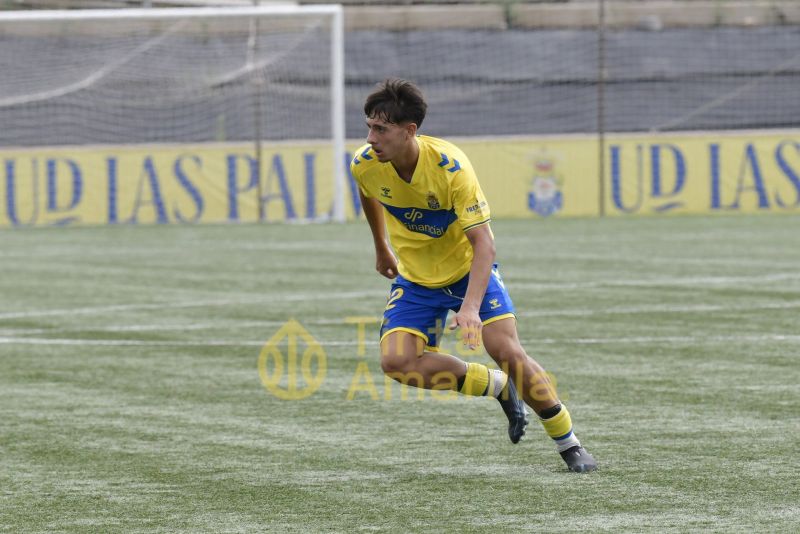 Fotos: Un gol de Jorge Cruz da el triunfo al juvenil de la UD Las Palmas (1-0)