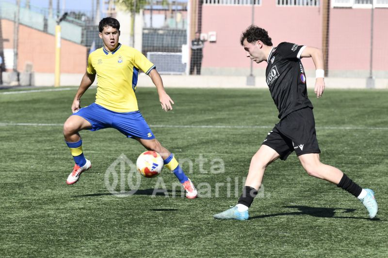3-0: Las Palmas Atlético desmonta al Socuéllamos en 20 minutos