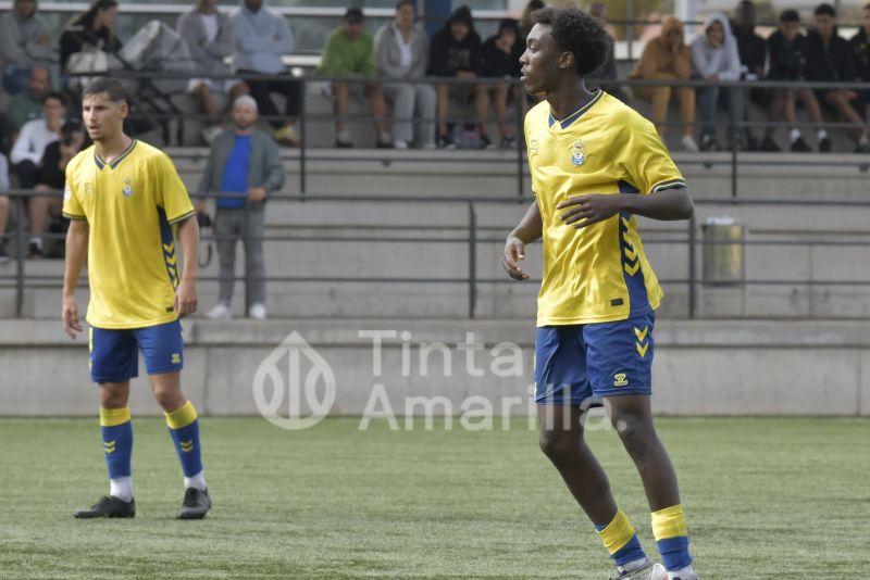 El juvenil de la UD vence y amplía a 5 puntos su renta sobre el Tenerife (3-0)