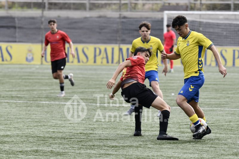 La UD gana al Mensajero y ya es virtual campeón de invierno juvenil de Canarias