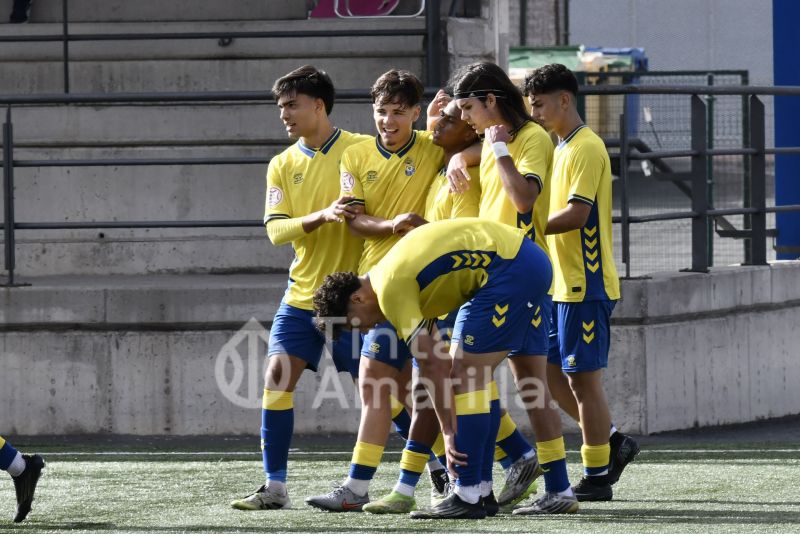 La UD gana al Mensajero y ya es virtual campeón de invierno juvenil de Canarias