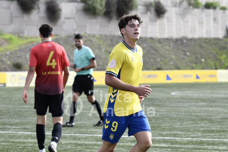 La UD gana al Mensajero y ya es virtual campeón de invierno juvenil de Canarias