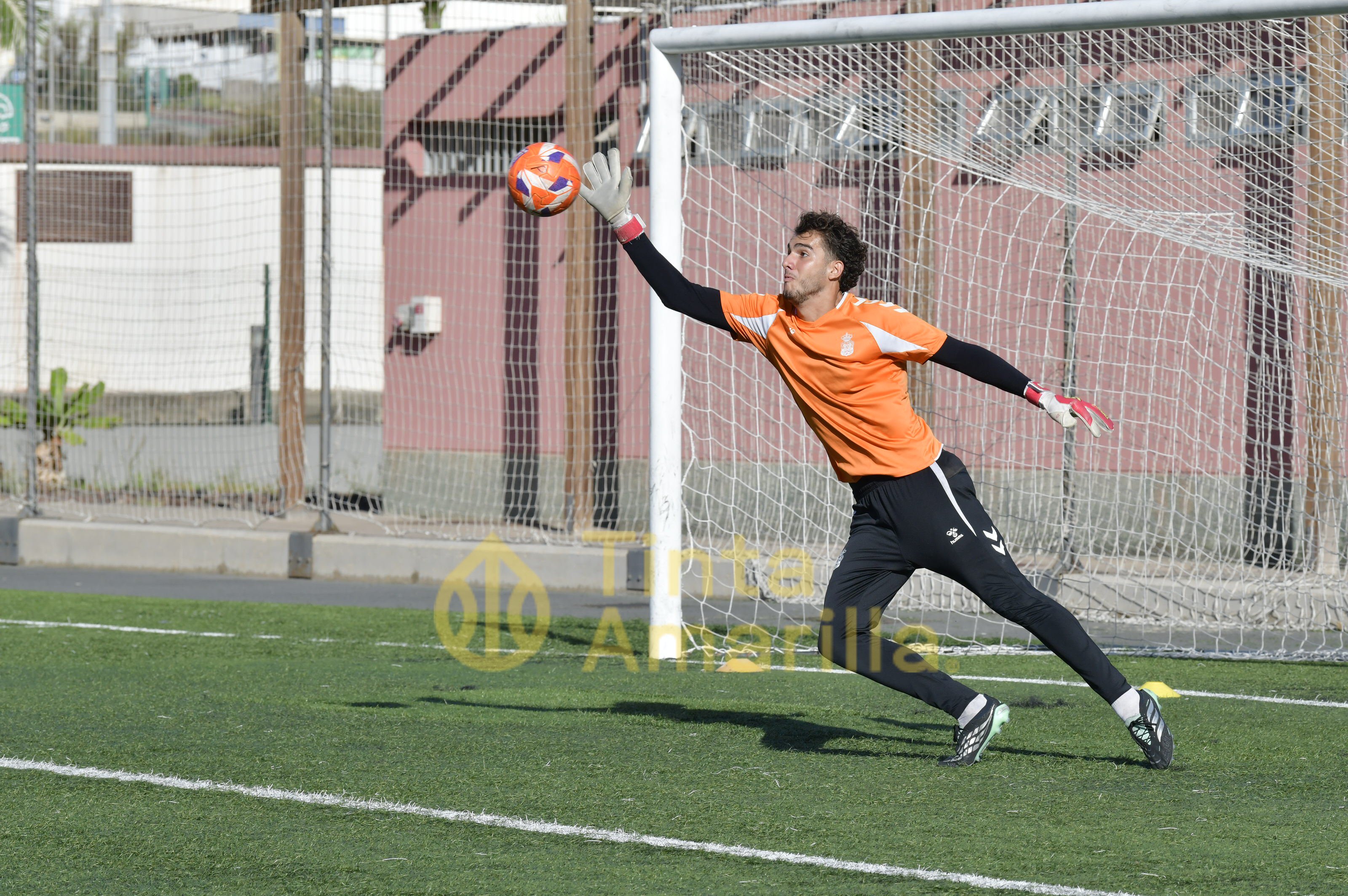 Fotos: Las Palmas C disputa dos partidos de Liga en cuatro días