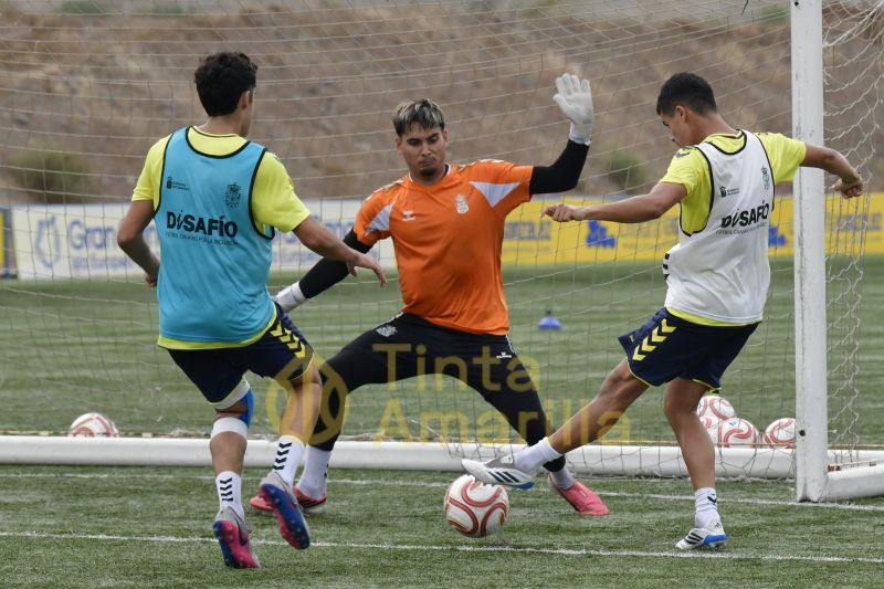 Fotos: Las Palmas C abre la nueva jornada en Las Palmitas