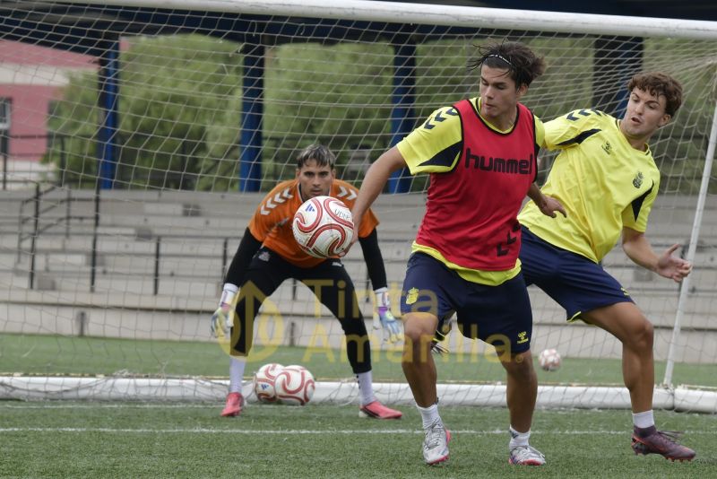 Fotos: Las Palmas C abre la nueva jornada en Las Palmitas