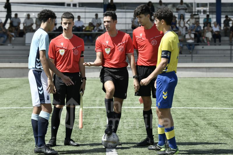 Fotos: Los dos cadetes de la UD cruzan sus caminos en el Anexo