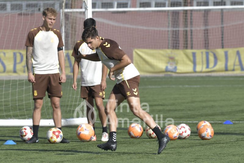 Fotos: Las Palmas C, en preparativos para recibir al Herbania