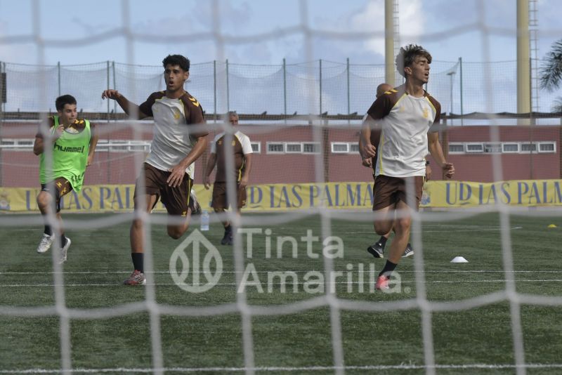 Fotos: Las Palmas C, en preparativos para recibir al Herbania