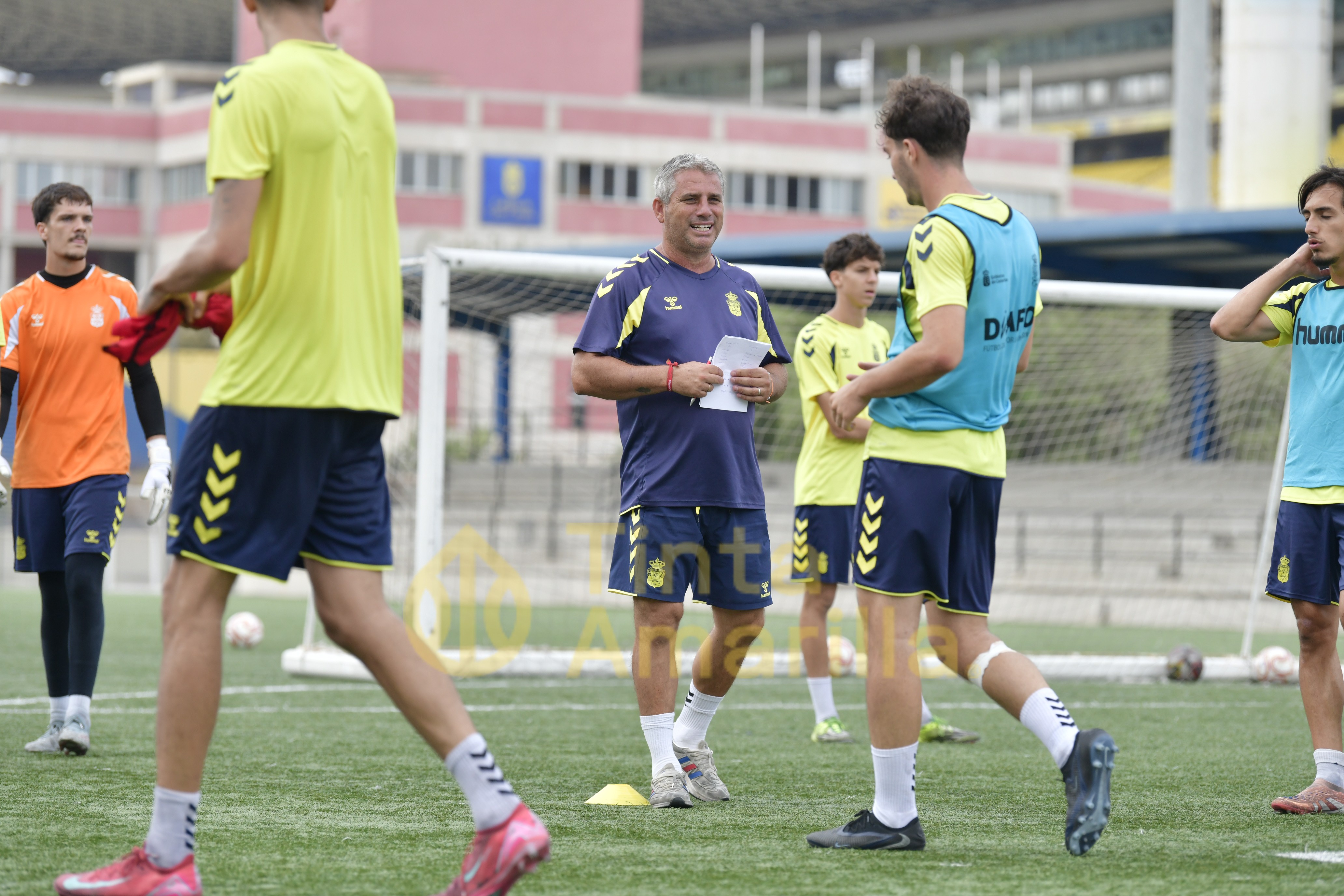 Fotos: Las Palmas C abre la nueva jornada en Las Palmitas