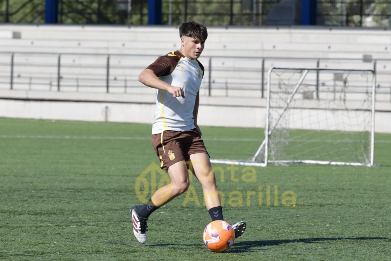 Fotos: Coordinación de los técnicos B y C de filiales antes de un fin de semana intenso