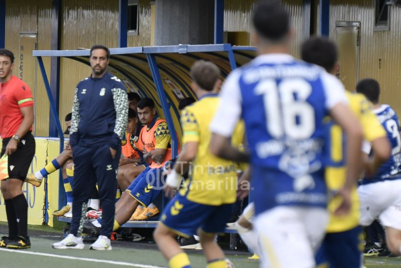 1-0: Carlos Navarro le da un zapatazo al San Fernando