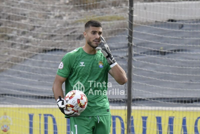 1-0: Carlos Navarro le da un zapatazo al San Fernando