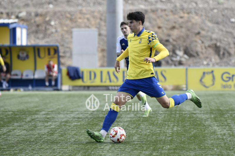 1-0: Carlos Navarro le da un zapatazo al San Fernando