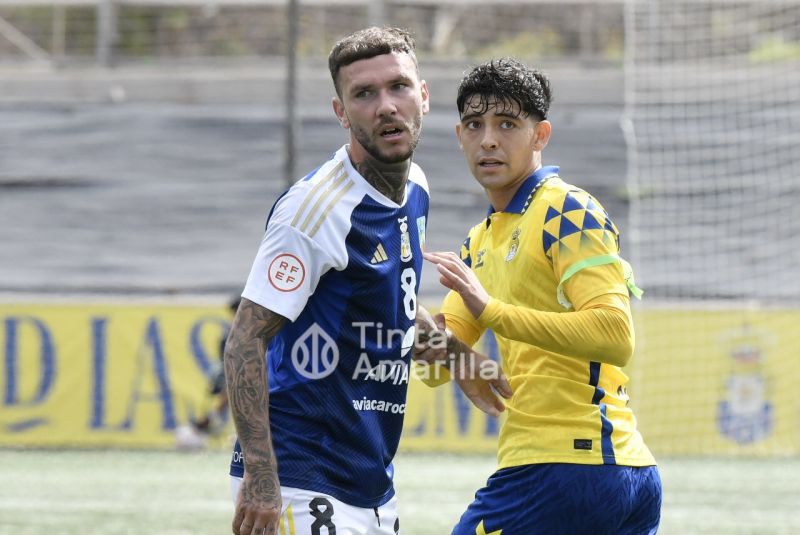 1-0: Carlos Navarro le da un zapatazo al San Fernando