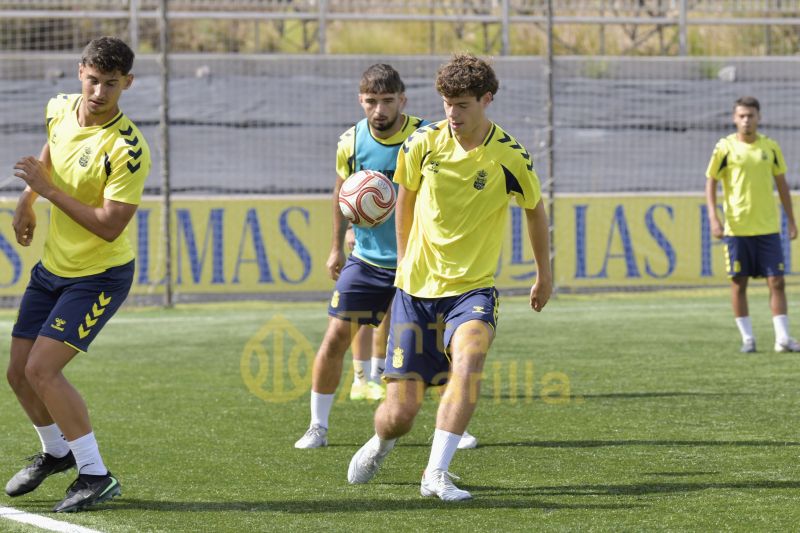 Fotos: Las Palmas Atlético prepara su cuarta recepción al histórico Badajoz