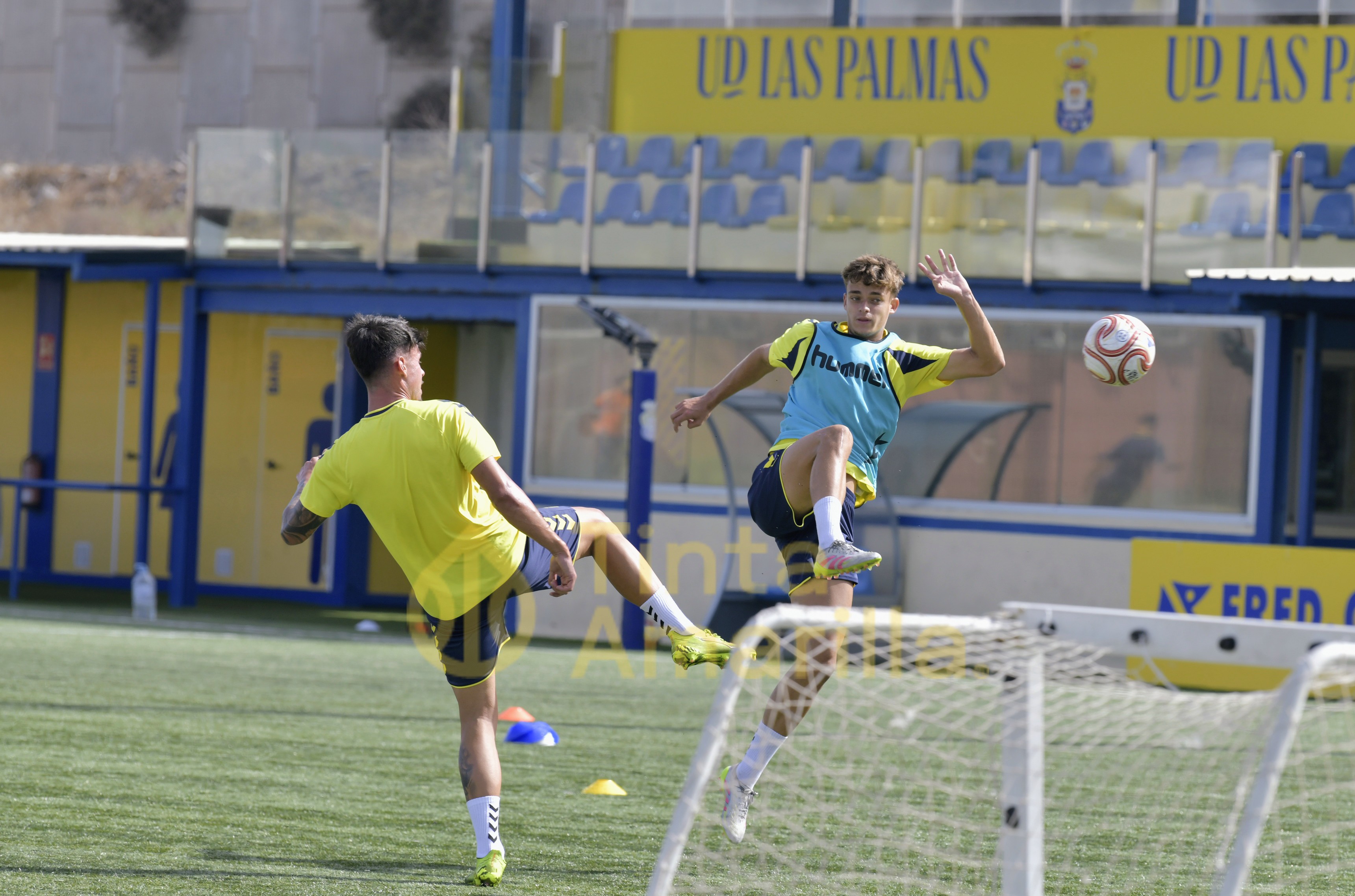 Fotos: Las Palmas Atlético prepara su cuarta recepción al histórico Badajoz