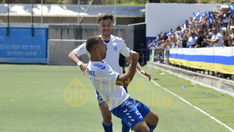 Arucas confirma a David García, Manolo Márquez, Halilovic, Cervi, Munir, ...