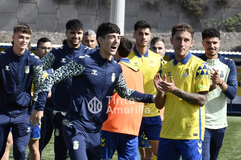 1-0: Carlos Navarro le da un zapatazo al San Fernando