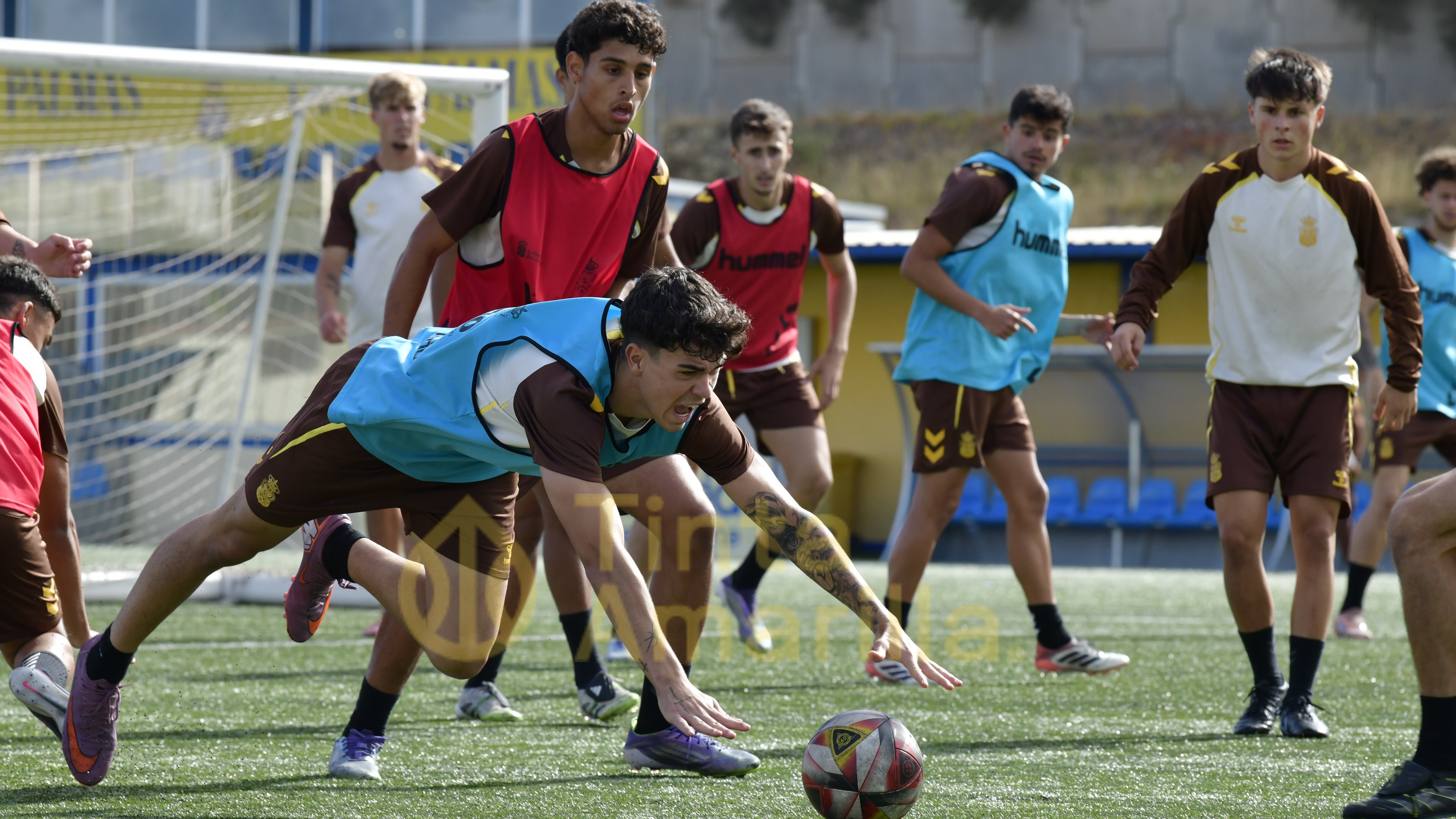 Fotos: Las Palmas C tiene a la vista el derbi de la capital en Tercera