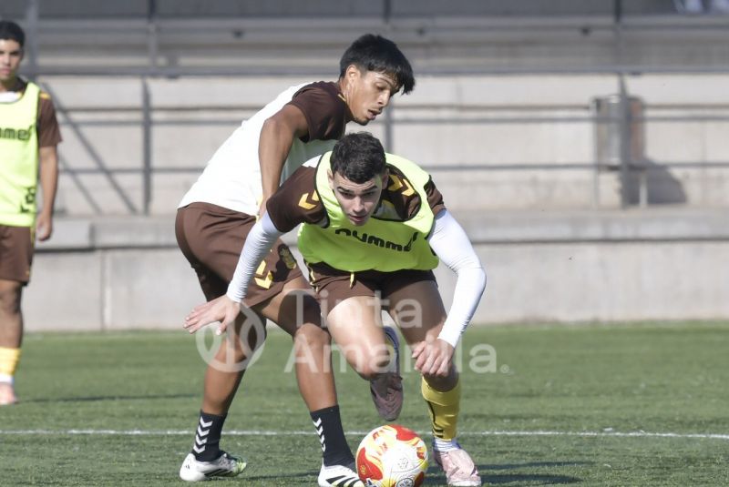 Fotos: Las Palmas Atlético y el juvenil de Honor despiden juntos 2025