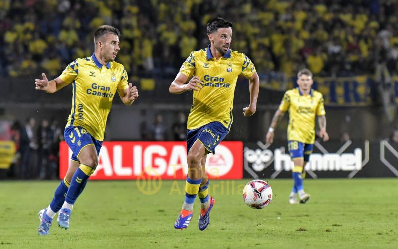 El parón de la Liga y la minuta de Cillessen por horas extras