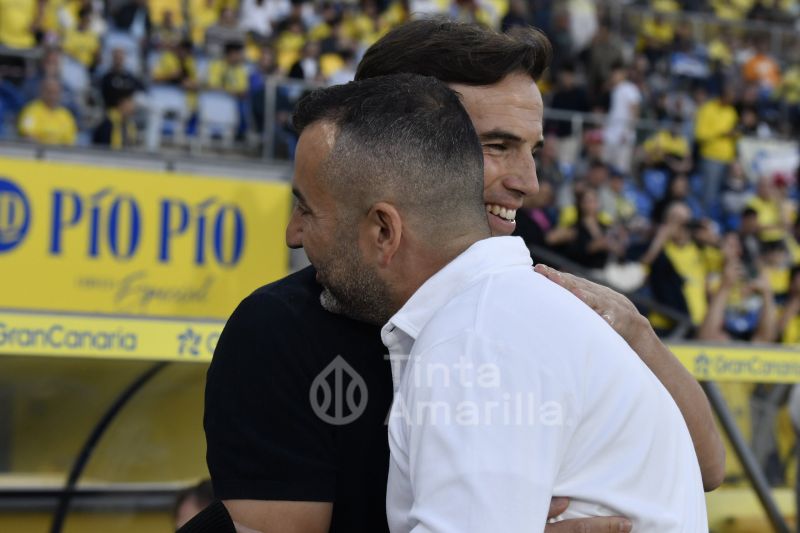 Iñigo Pérez al Villarreal, Febas, debut de Iniesta, Fati, ...