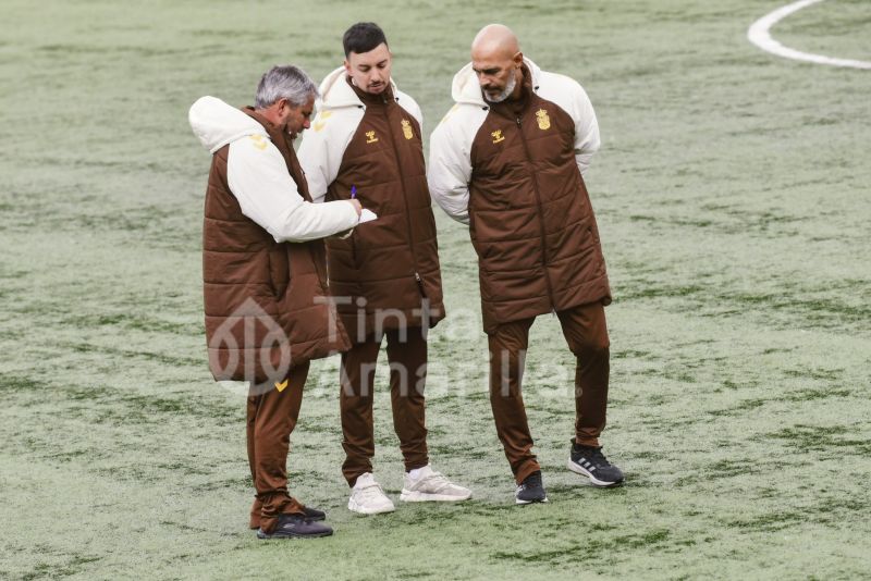 Fotos: Las Palmas C recibe al Marino en el Anexo