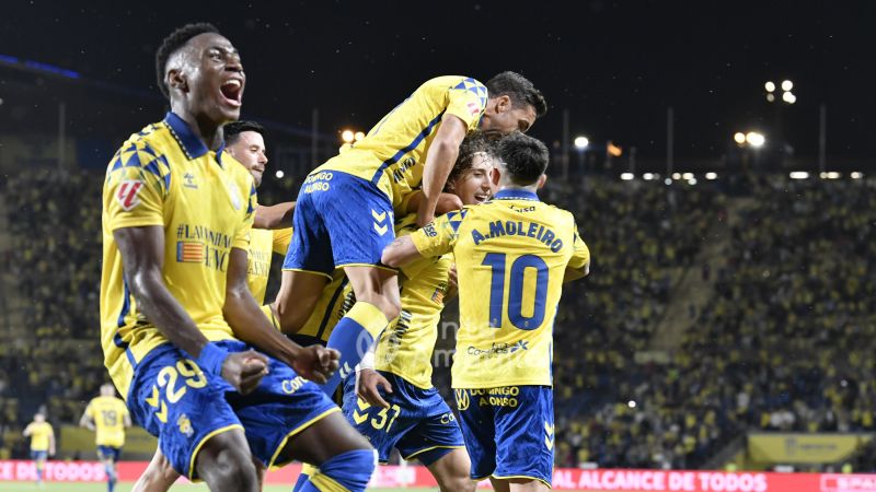 2-3: El árbitro monta un chiringuito y rompe la remontada de la UD