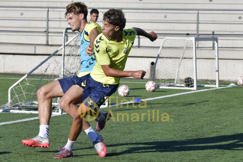 Fotos: Las Palmas Atlético visita un campo de reciente grato recuerdo
