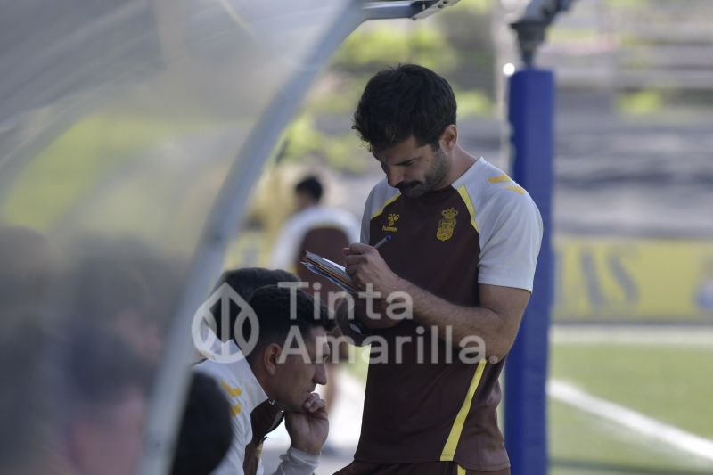 Fotos: Las Palmas Atlético y el juvenil de Honor despiden juntos 2025