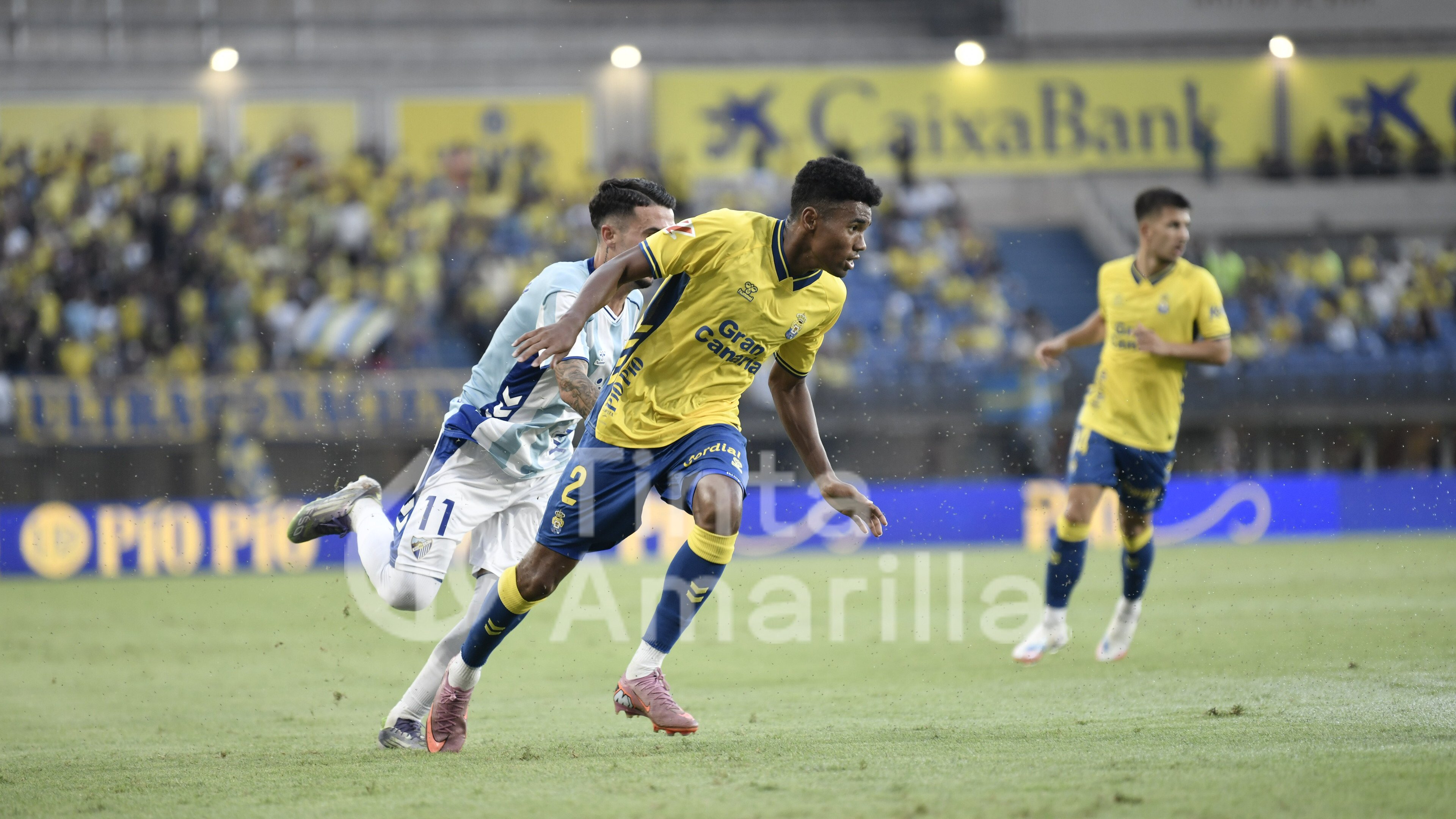 0-1: La UD no halla la salida al laberinto que fabricó el Málaga y el VAR