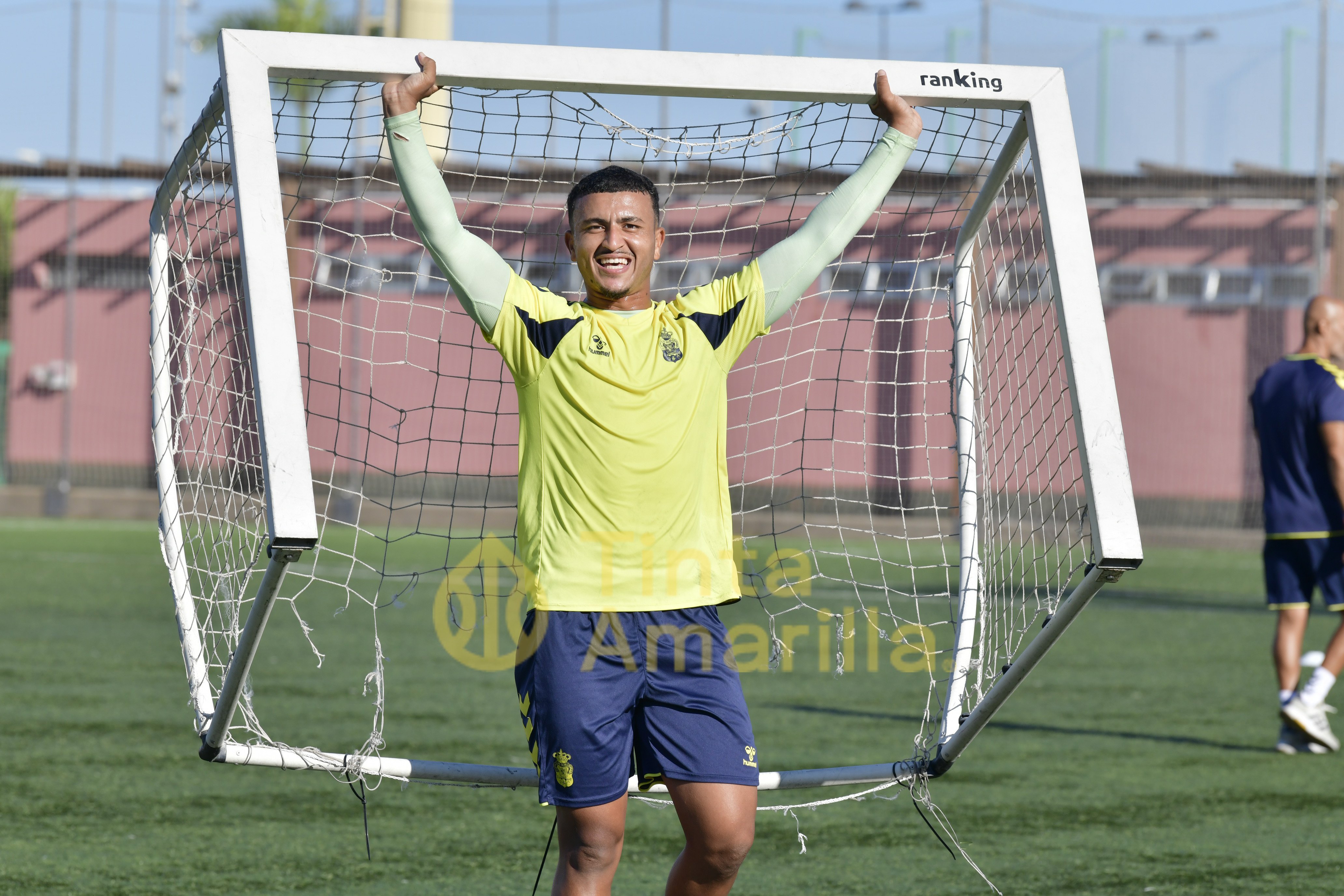 Fotos: Las Palmas Atlético visita un campo de reciente grato recuerdo