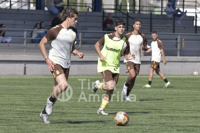 Fotos: Las Palmas Atlético y el juvenil de Honor despiden juntos 2025