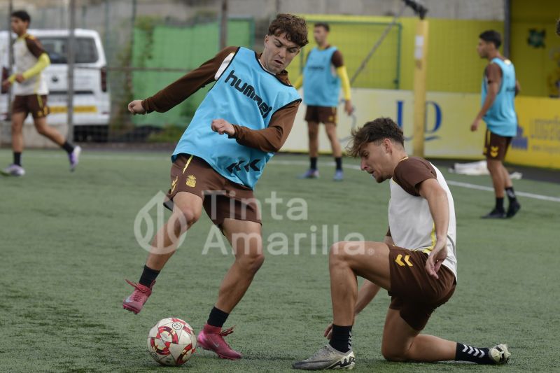 Fotos: Las Palmas C recibe al Marino en el Anexo