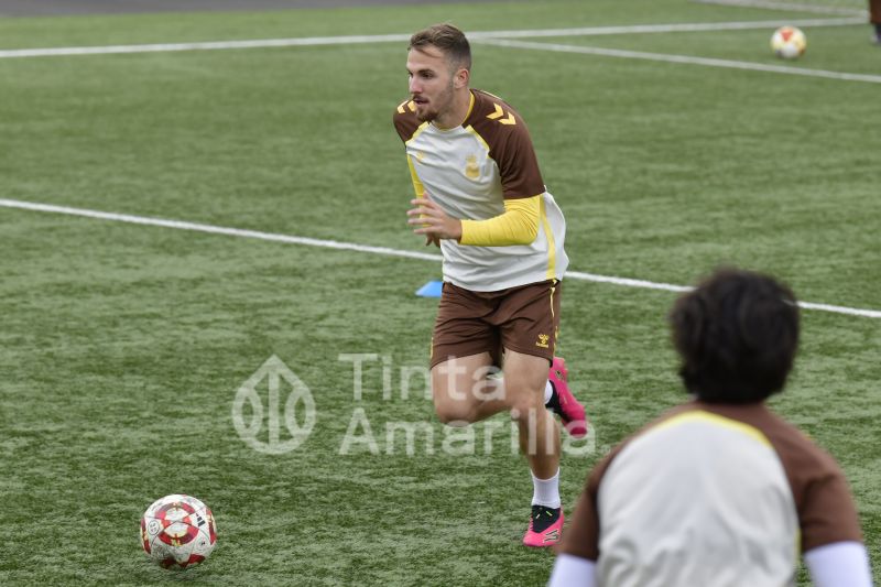 Fotos: Las Palmas Atlético, ante una oportunidad de alejarse más del peligro