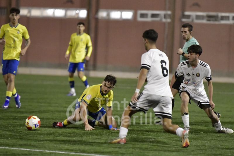 2-0: El juvenil de la UD resuelve un test exigente antes de pensar en azulgrana
