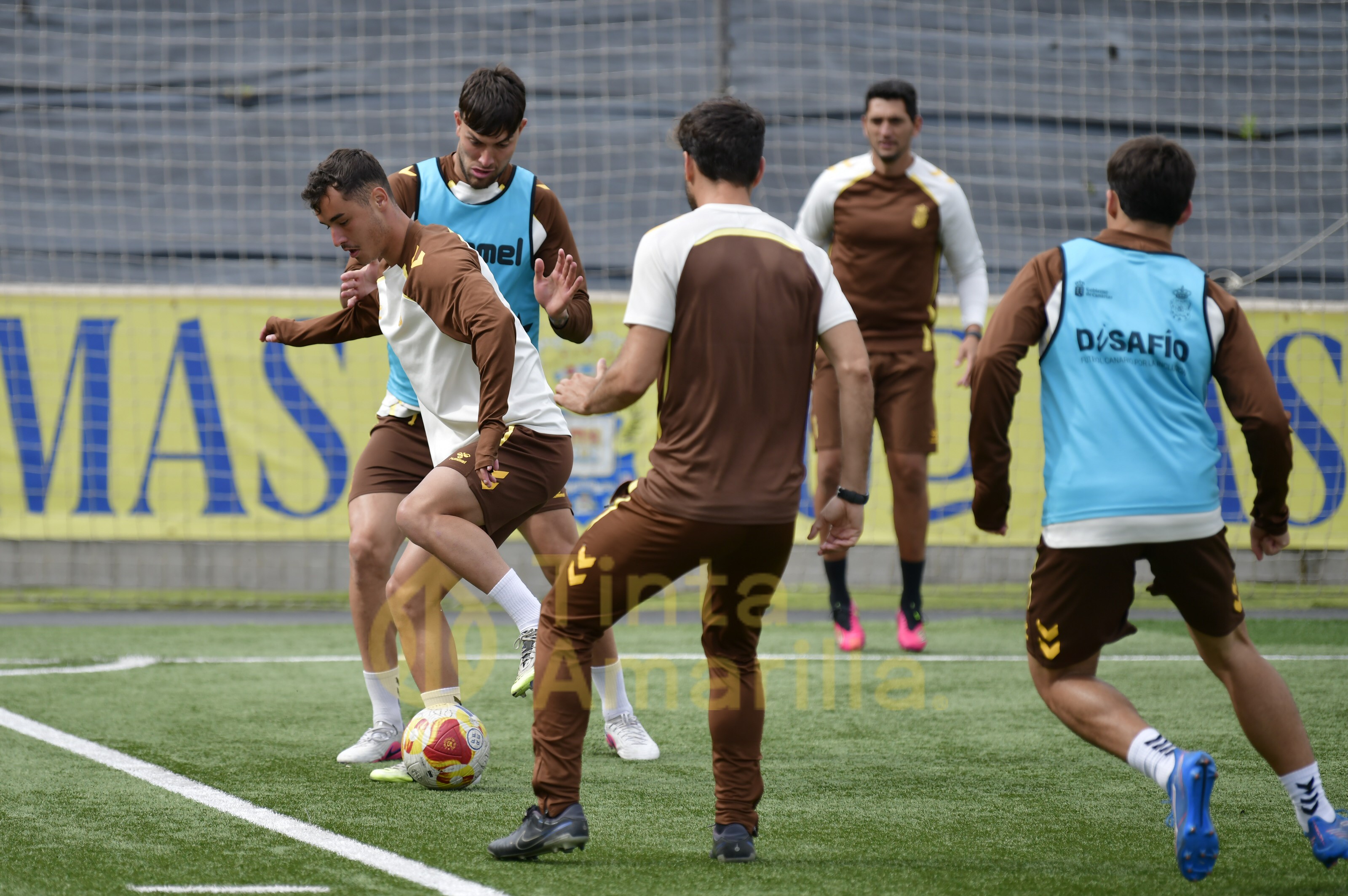 El Juez Único sanciona al goleador de Las Palmas Atlético e indulta al del Real Madrid C