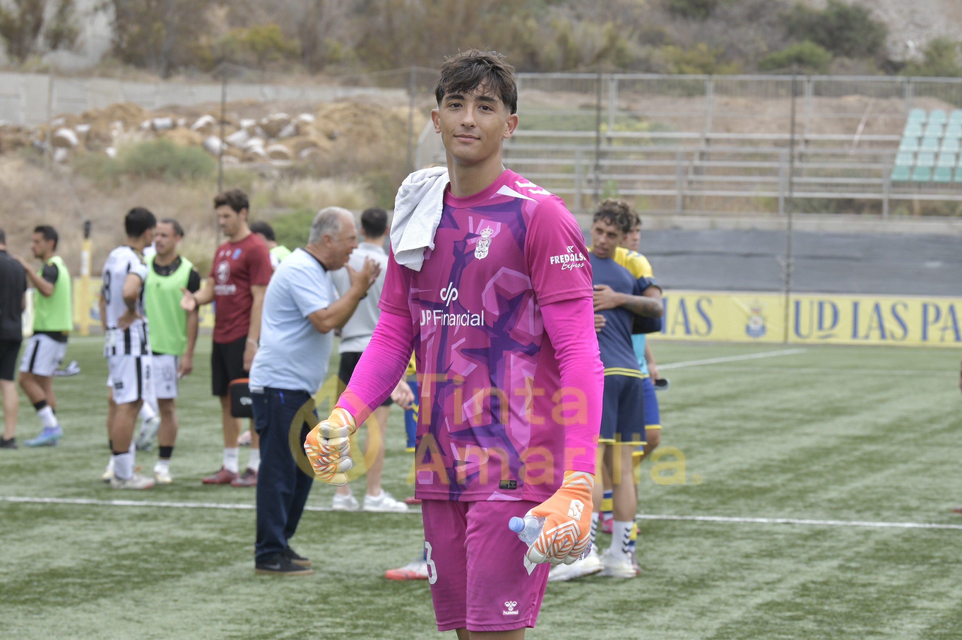 0-0: Las Palmas Atlético tropieza con los guantes del meta Atienza