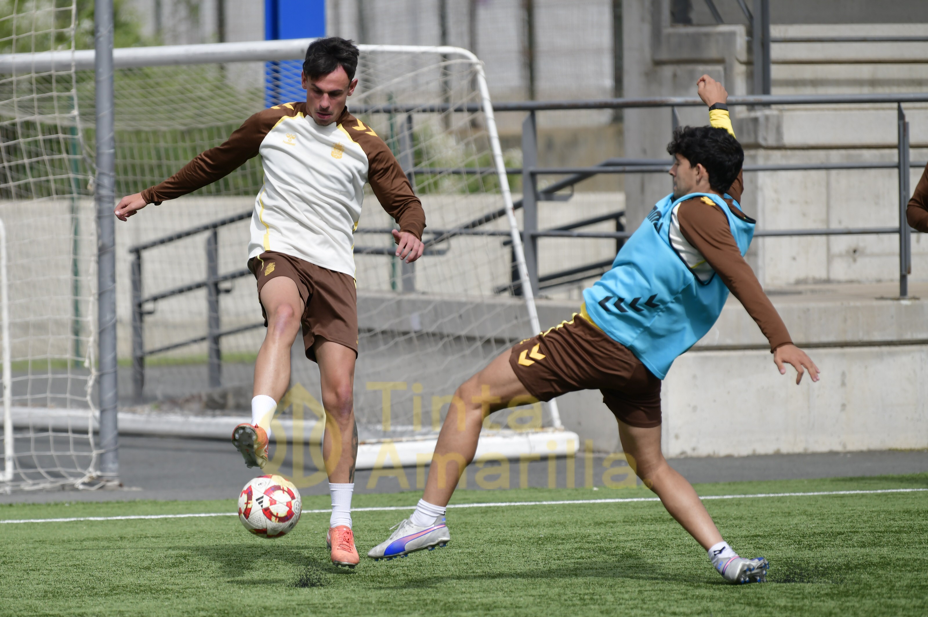 El Juez Único sanciona al goleador de Las Palmas Atlético e indulta al del Real Madrid C