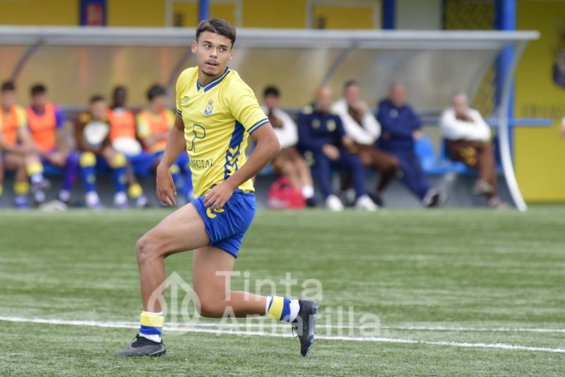 1-1: Las Palmas C se enreda con sus prisas ante el CD Marino