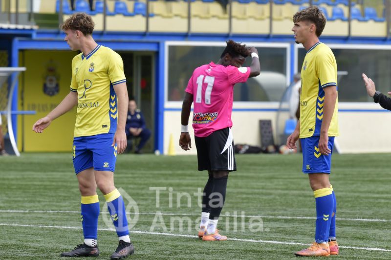 1-1: Las Palmas C se enreda con sus prisas ante el CD Marino