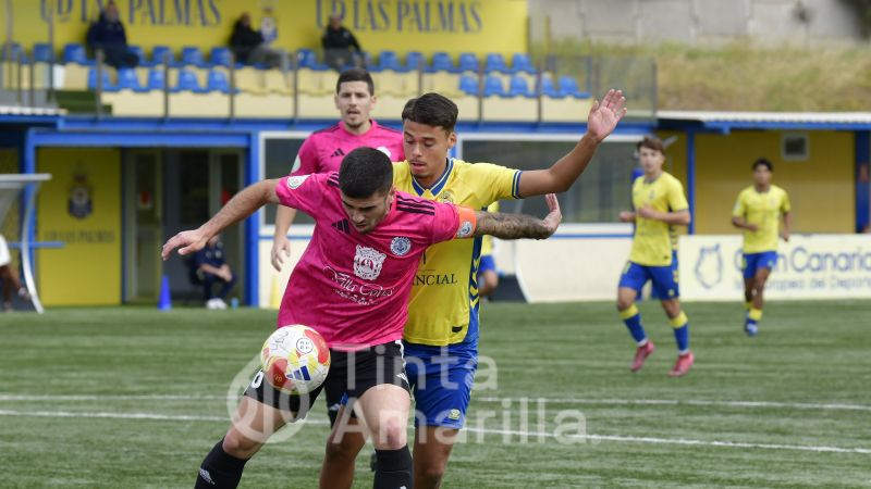 1-1: Las Palmas C se enreda con sus prisas ante el CD Marino