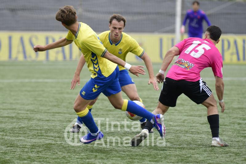 1-1: Las Palmas C se enreda con sus prisas ante el CD Marino