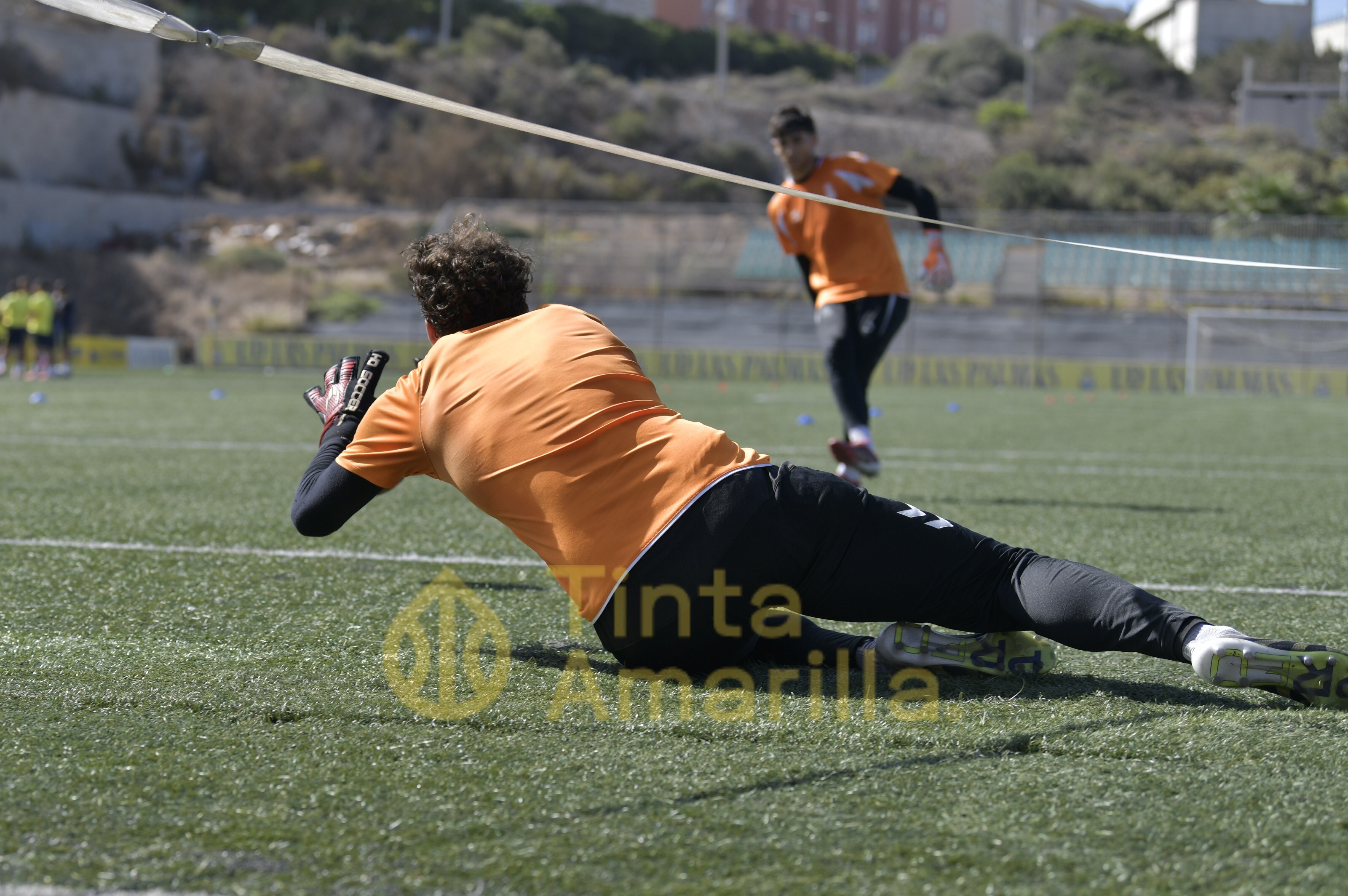 Fotos: Las Palmas Atlético pone su periscopio en dirección al Colombino