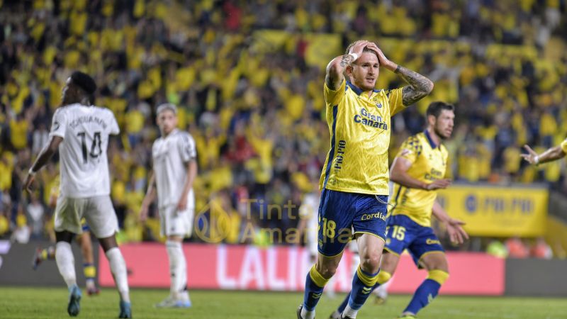 1-1: Una solidaria UD le roba el brillo a la noche de Mbappé 