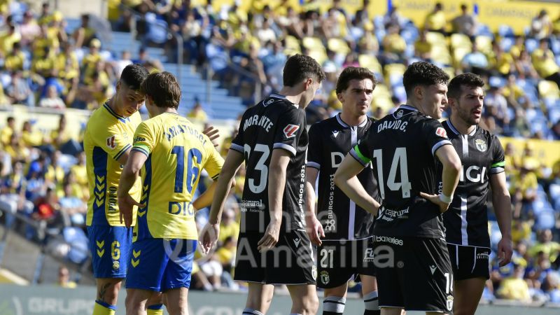 0-0: La UD extravía el instinto asesino y no desmonta la nueva guagua del Burgos