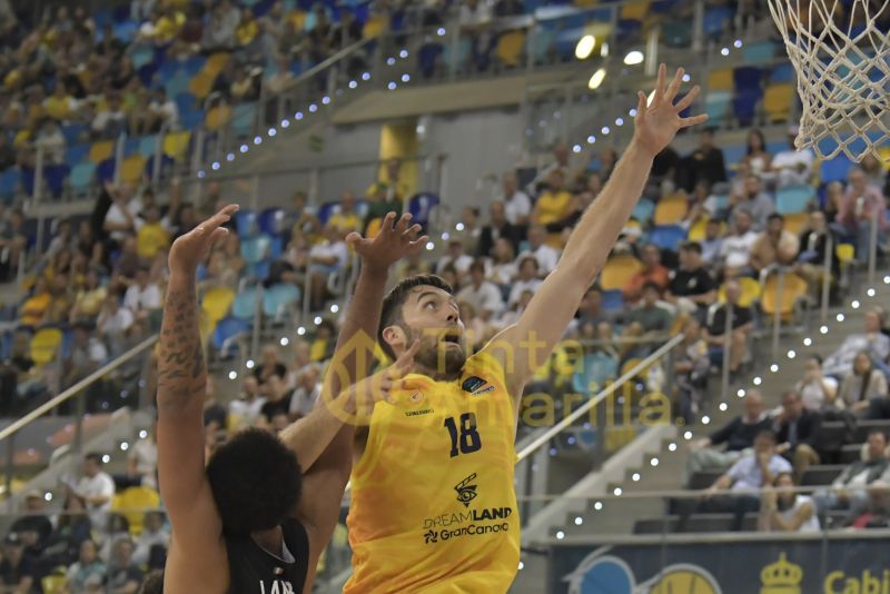 84-81: El Granca se pone serio para deslucir la gran noche del base Ford